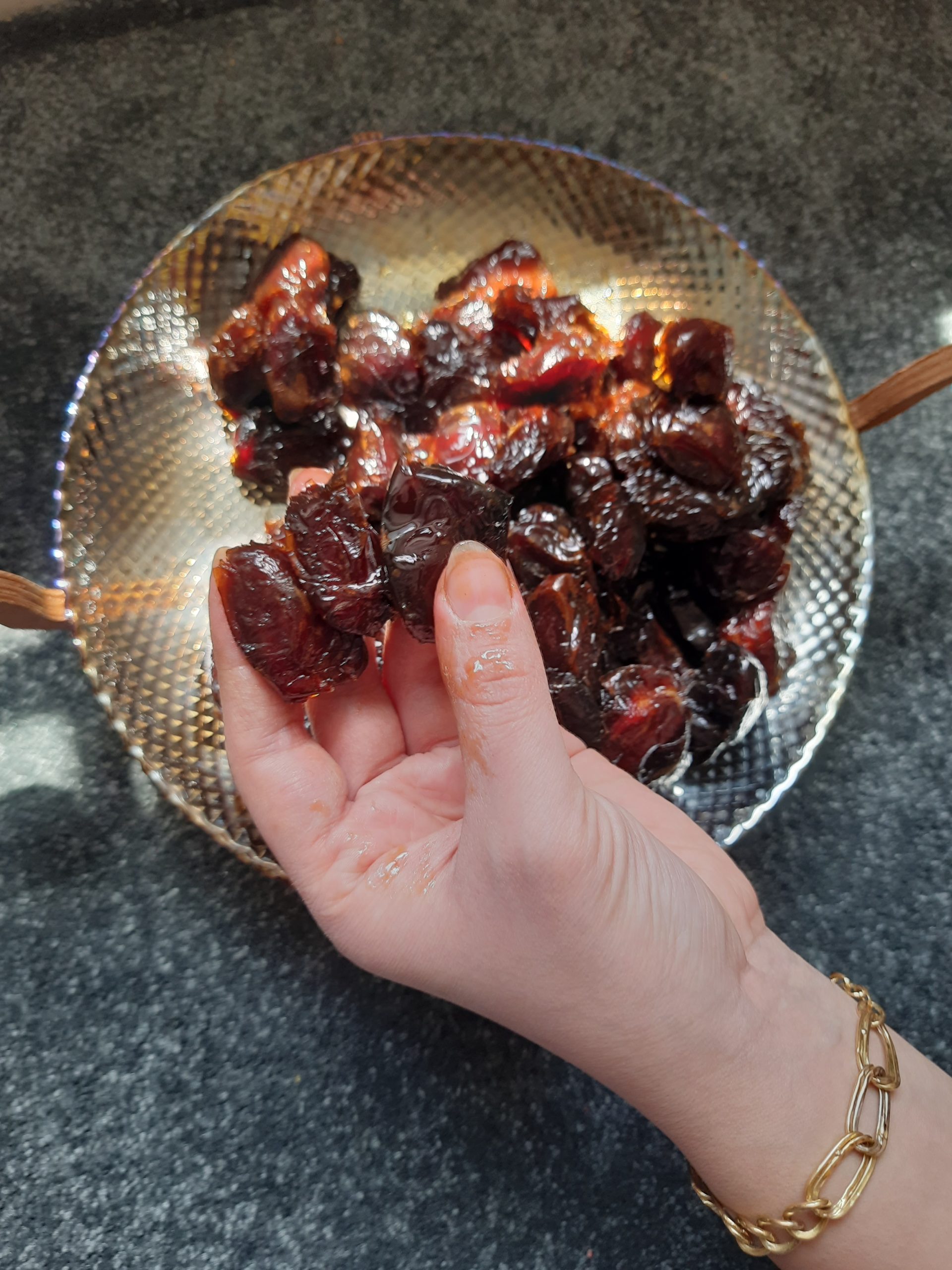 خرمای کبکاب خانگی | ارگانیک، شیره دار و اصل 5 خرمای کبکاب خانگی | ارگانیک، شیره دار و اصل